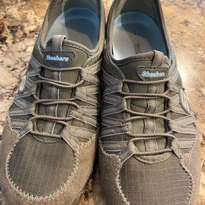 Skeechers Slip On Shoes